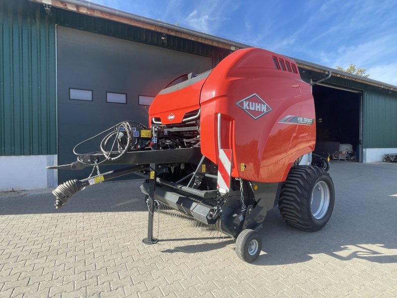 Rundballenpresse del tipo Kuhn 3260, Neumaschine In Ober-Ramstadt (Immagine 1)