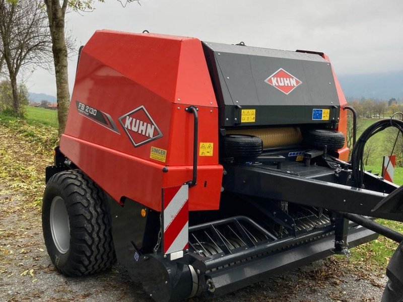 Rundballenpresse van het type Kuhn FB 2130 Powertrack, Gebrauchtmaschine in Reith bei Kitzbühel