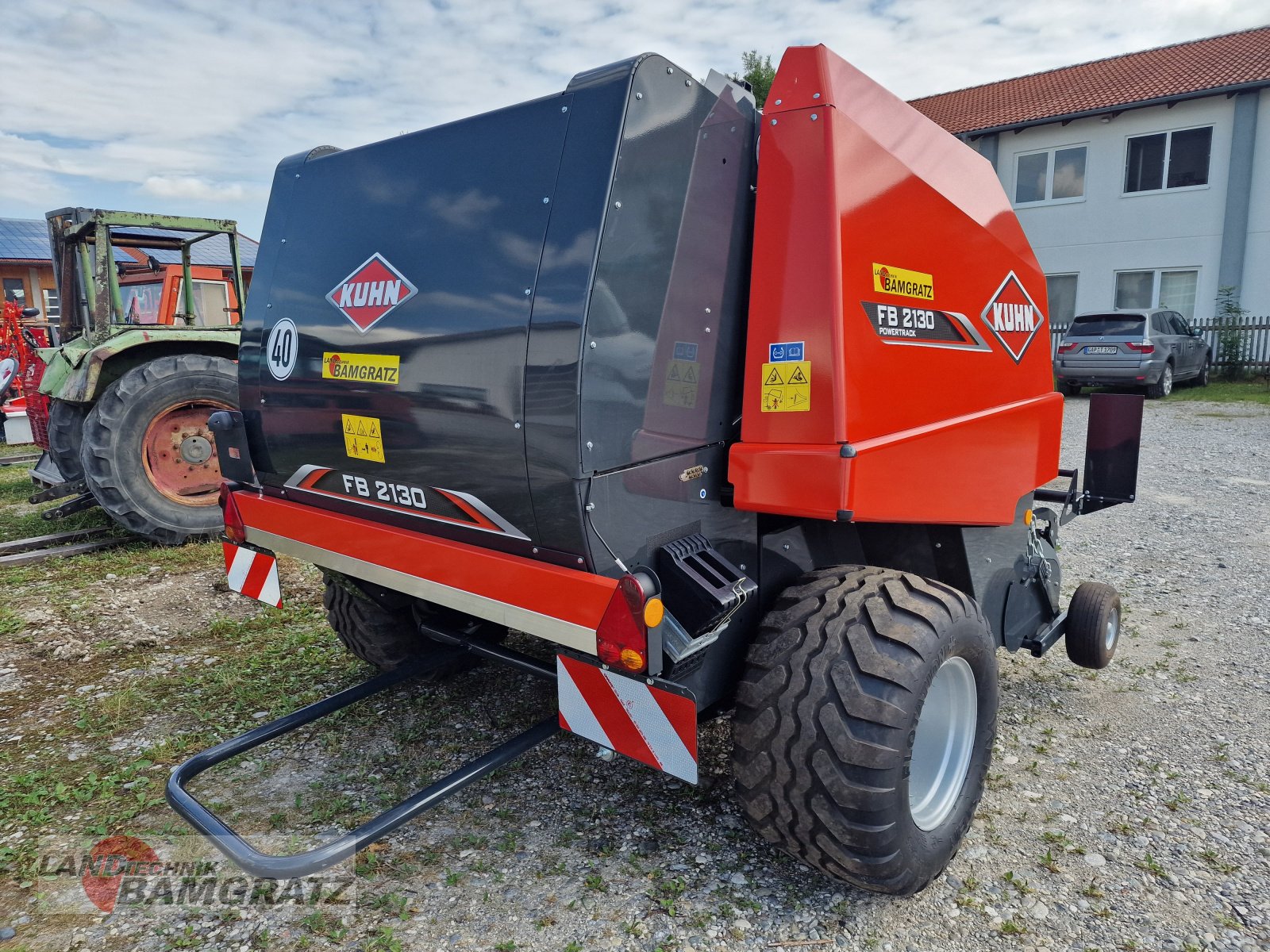 Rundballenpresse van het type Kuhn FB 2130, Neumaschine in Eberfing (Foto 3)