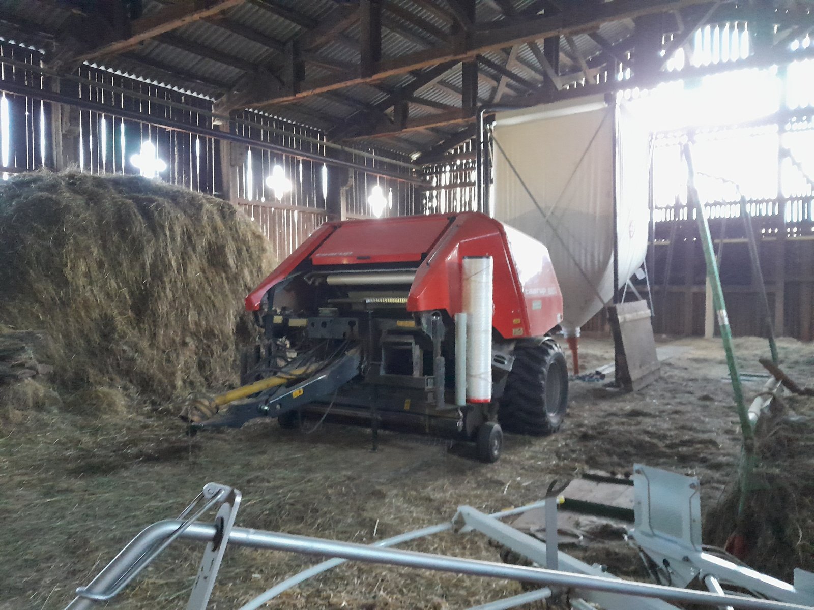 Rundballenpresse типа Kuhn FB 2130, Gebrauchtmaschine в Flachau (Фотография 2)