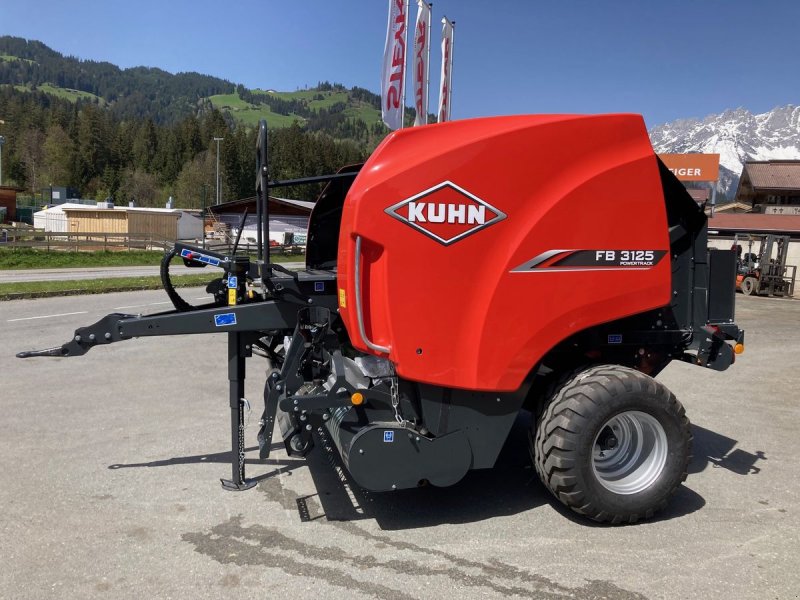 Rundballenpresse del tipo Kuhn FB 3125, Vorführmaschine en Reith bei Kitzbühel