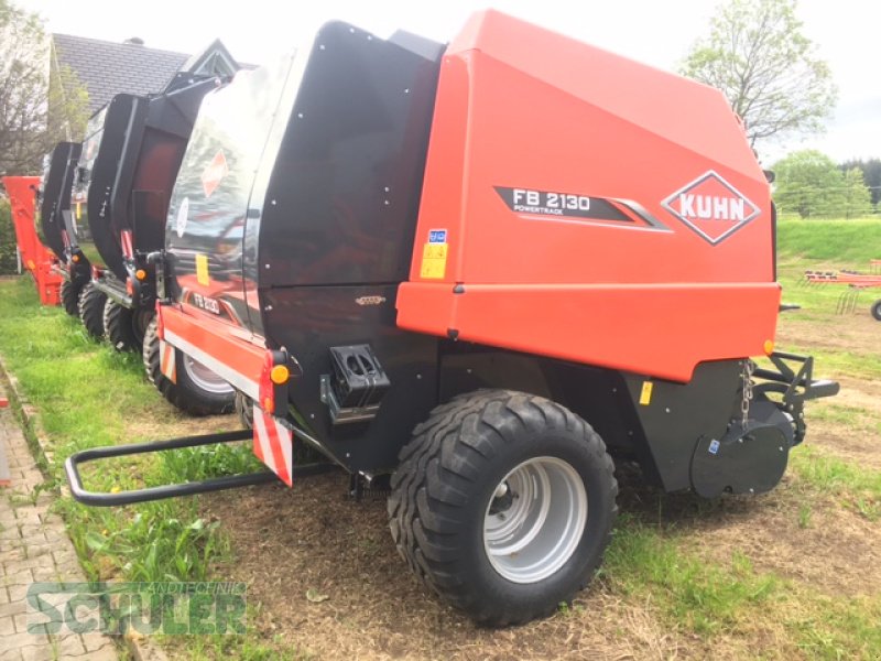 Rundballenpresse del tipo Kuhn FB2130, Neumaschine en St. Märgen (Imagen 1)