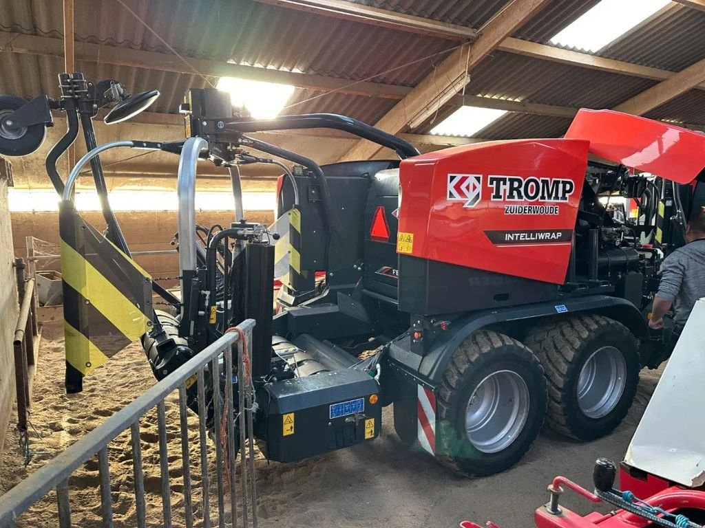 Rundballenpresse del tipo Kuhn FBP 3135, Gebrauchtmaschine In BENNEKOM (Immagine 3)