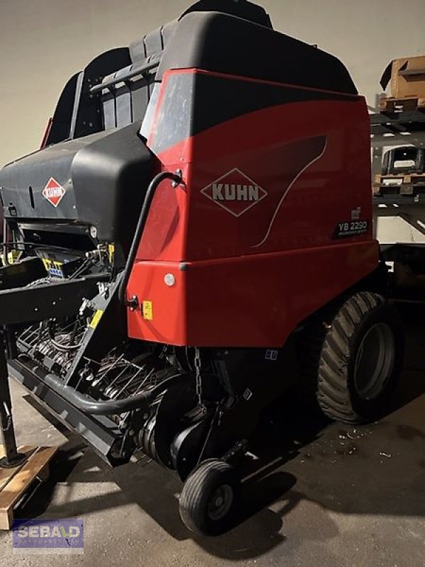 Rundballenpresse del tipo Kuhn Rundballenpresse VB2290, Gebrauchtmaschine en Zweibrücken (Imagen 3)