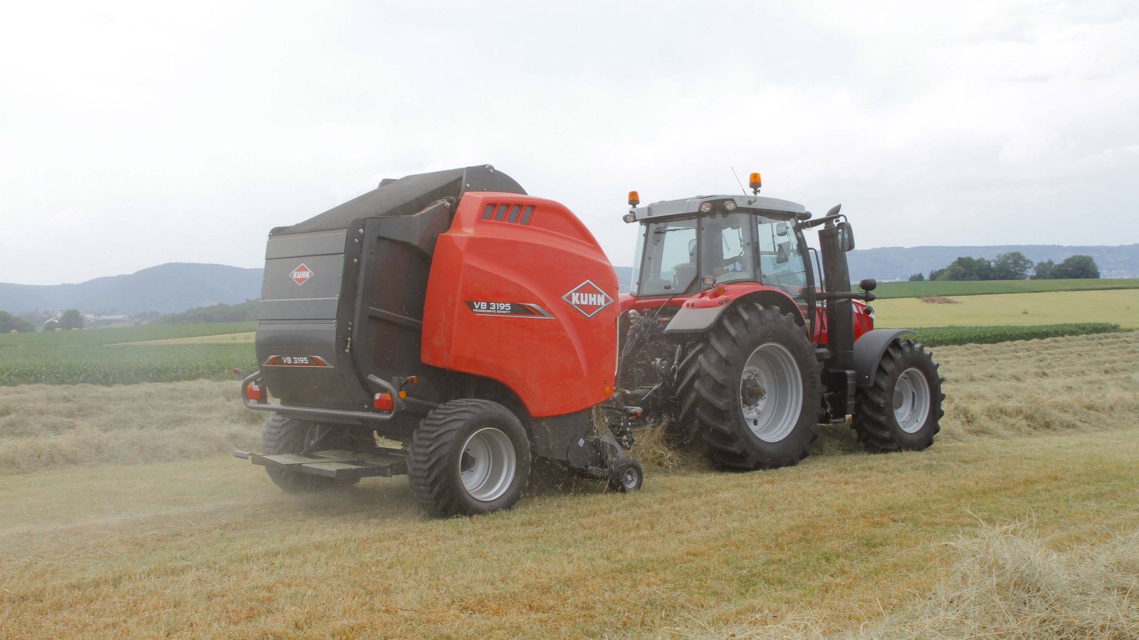 Rundballenpresse del tipo Kuhn VB 3160 OC 14, Gebrauchtmaschine en Mittelrüsselbach (Imagen 2)