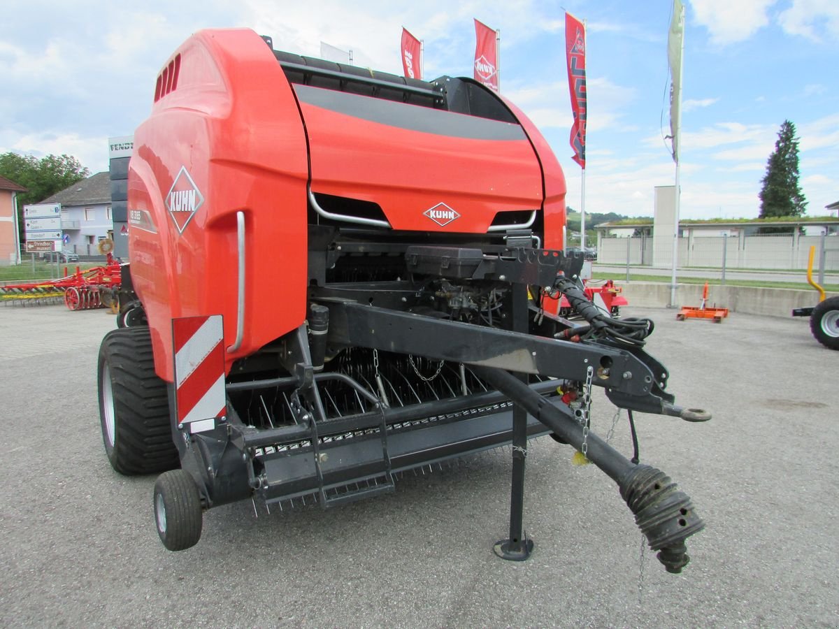 Rundballenpresse van het type Kuhn VB 3165 OC 14, Gebrauchtmaschine in Saxen (Foto 2)