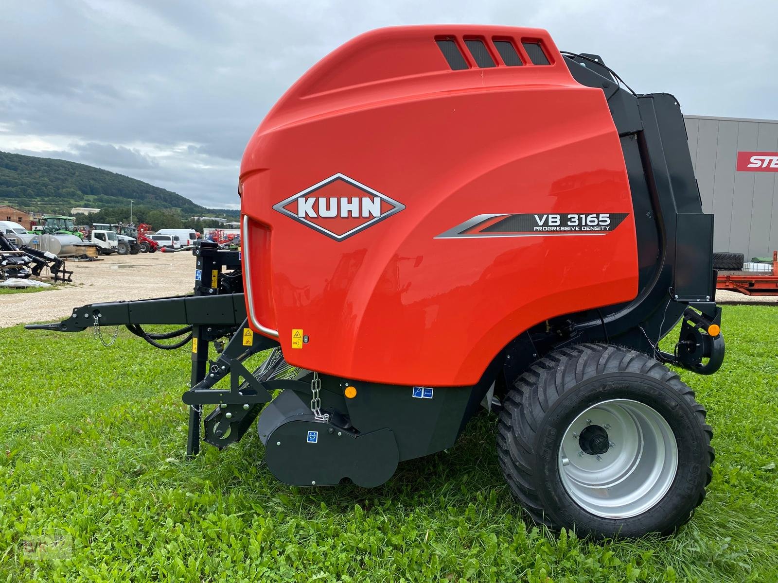 Rundballenpresse del tipo Kuhn VB 3165 OC, Neumaschine en Weißenburg (Imagen 3)