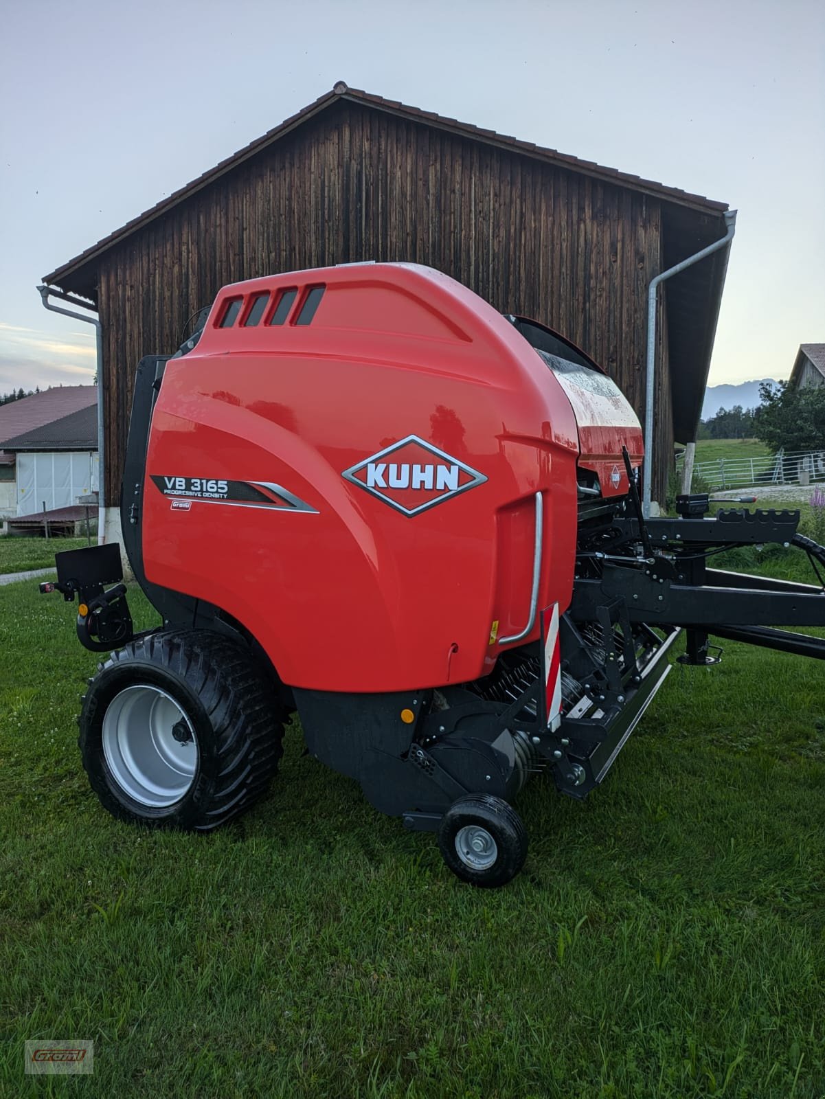 Rundballenpresse van het type Kuhn VB 3165 OC, Gebrauchtmaschine in Kößlarn (Foto 2)