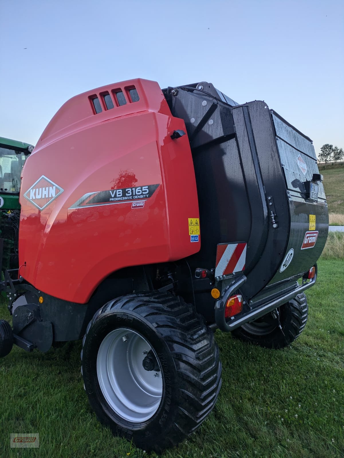 Rundballenpresse tip Kuhn VB 3165 OC, Gebrauchtmaschine in Kößlarn (Poză 8)