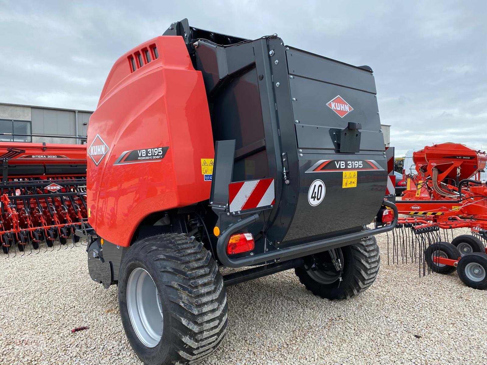 Rundballenpresse van het type Kuhn VB 3195 OC, Neumaschine in Weißenburg (Foto 4)