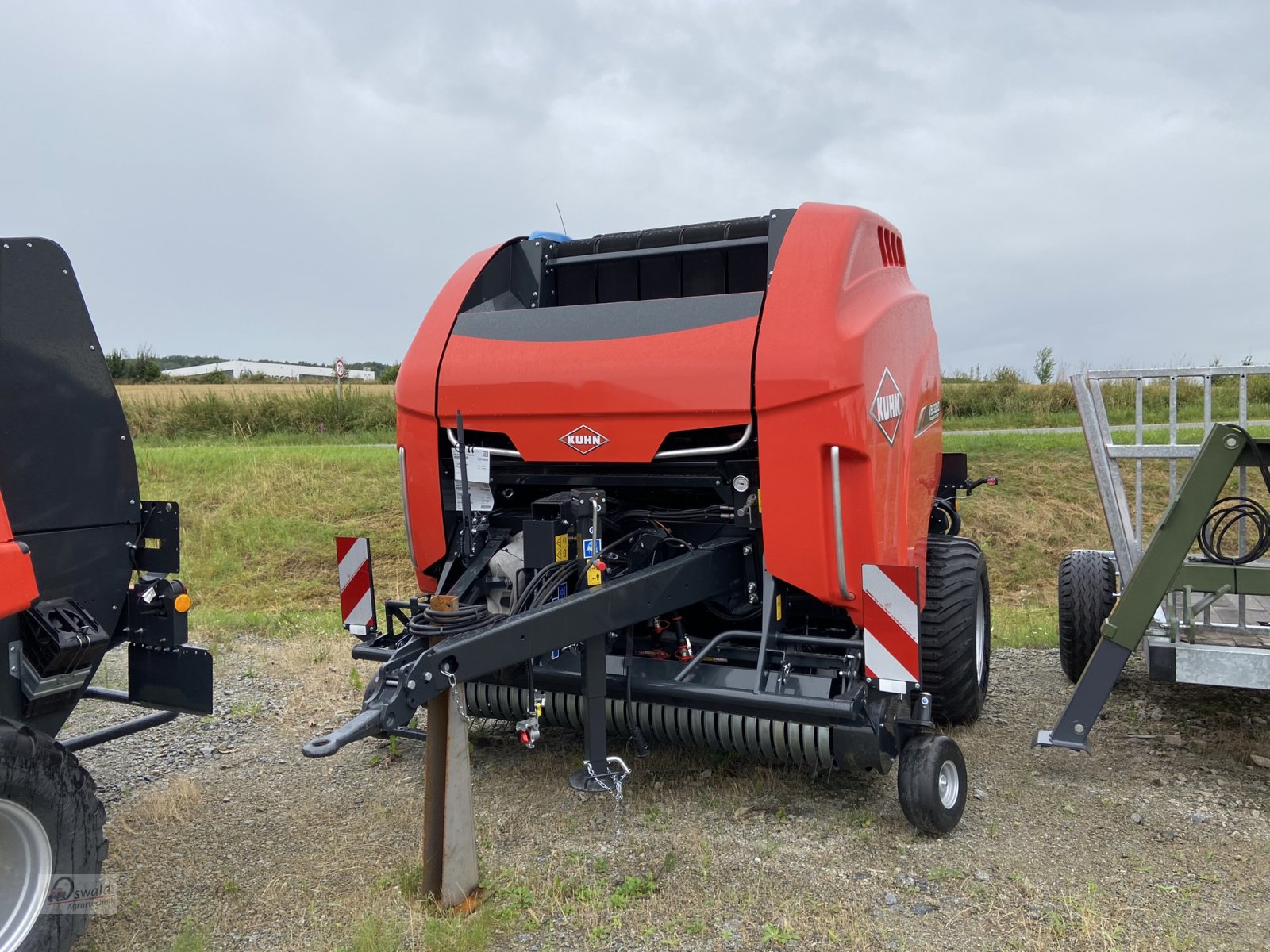 Rundballenpresse del tipo Kuhn VB 3260 OC23, Neumaschine en Iggensbach (Imagen 2)