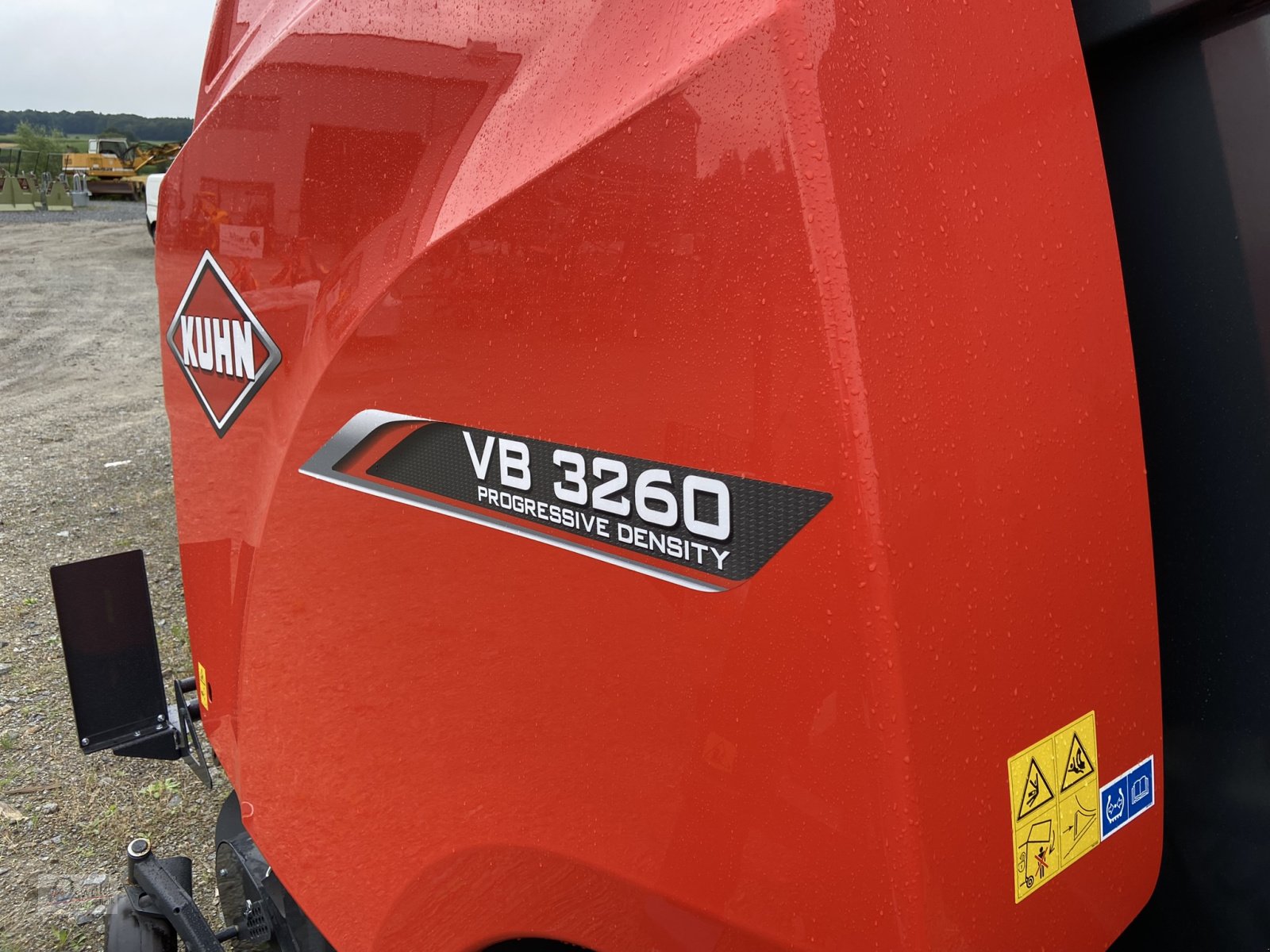 Rundballenpresse del tipo Kuhn VB 3260 OC23, Neumaschine en Iggensbach (Imagen 10)