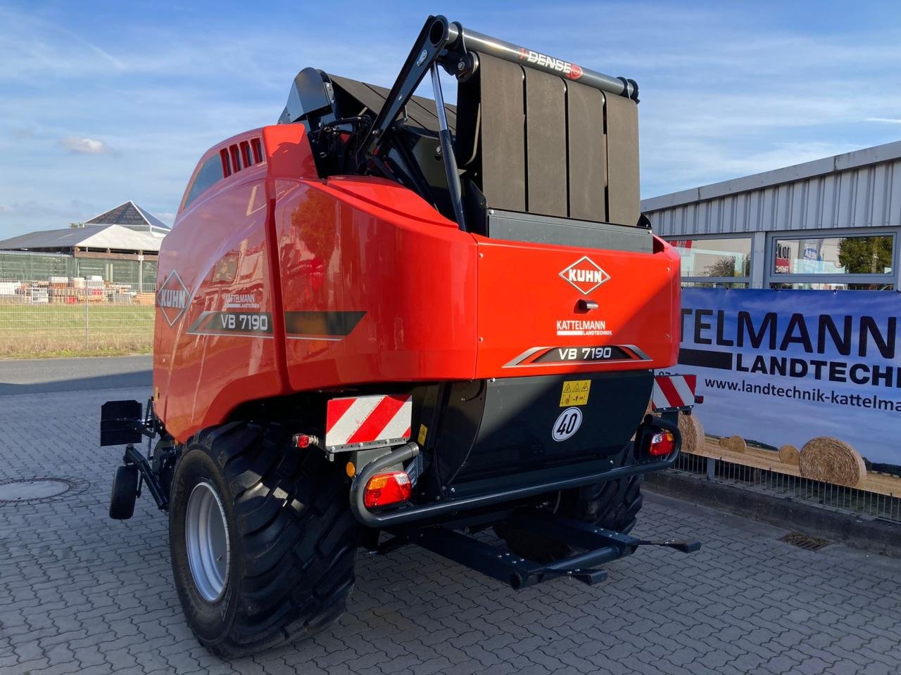 Rundballenpresse del tipo Kuhn VB 7190 OC 23, Gebrauchtmaschine In Stuhr (Immagine 3)