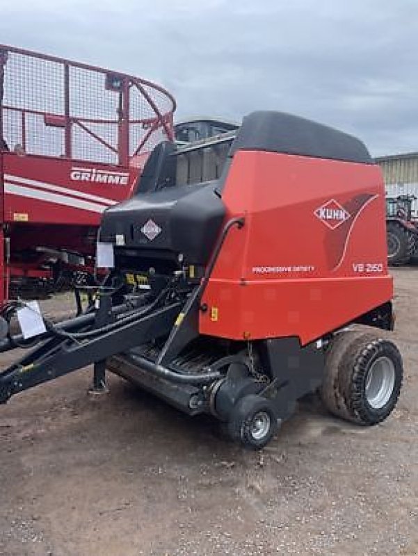 Rundballenpresse van het type Kuhn VB2160, Gebrauchtmaschine in Marlenheim (Foto 1)