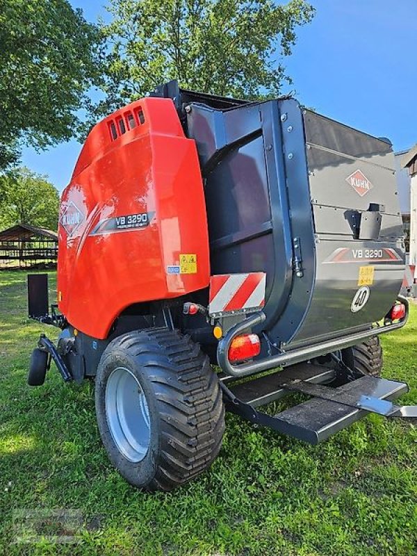 Rundballenpresse del tipo Kuhn VB3290, Neumaschine In Flessau (Immagine 15)