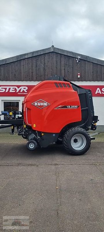 Rundballenpresse del tipo Kuhn VB3290, Neumaschine In Flessau (Immagine 3)