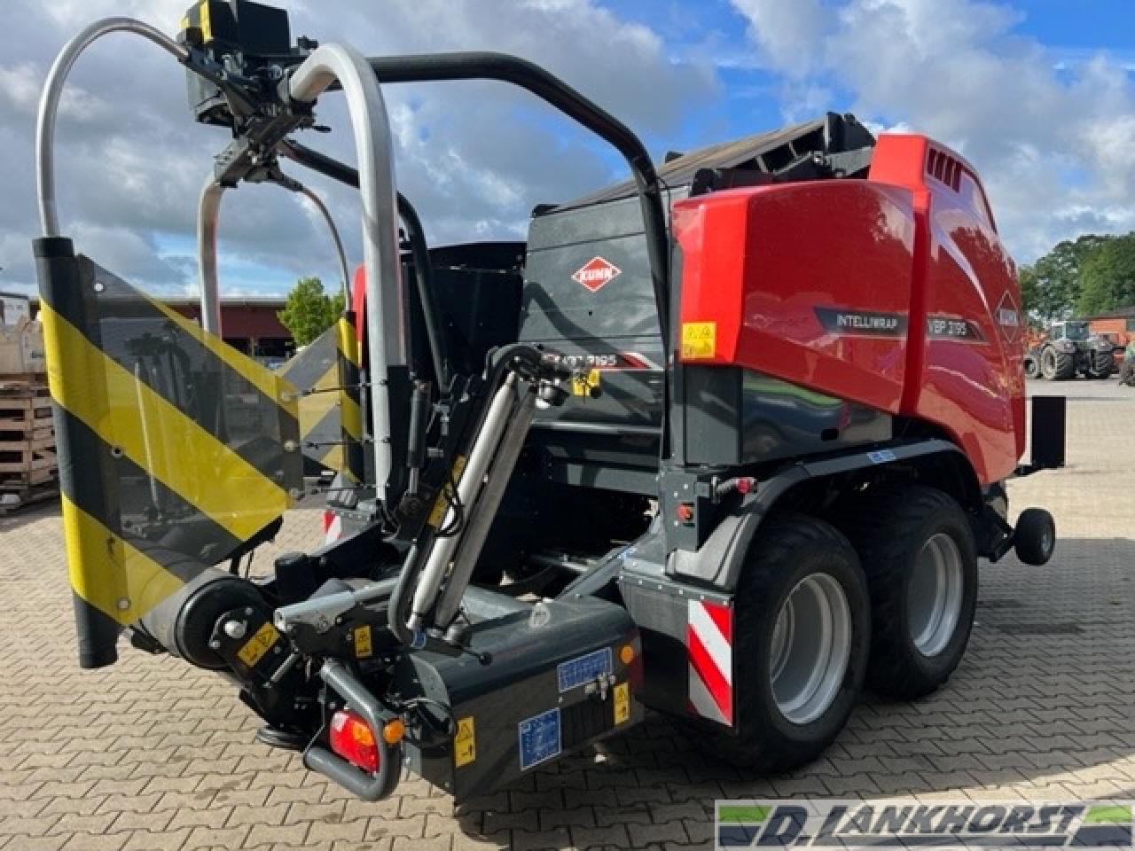 Rundballenpresse del tipo Kuhn VBP 3195, Gebrauchtmaschine In Neuenkirchen / Bramsche (Immagine 4)