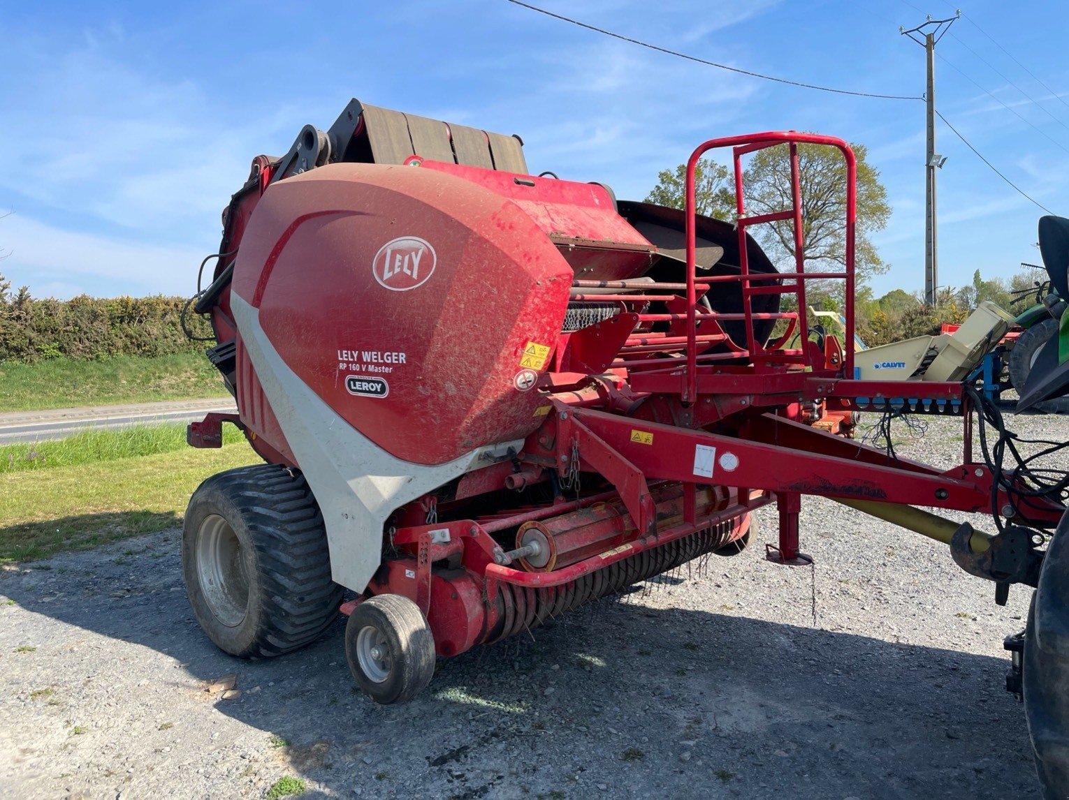 Rundballenpresse of the type Lely Presse à balles rondes RP160 Lely-Welger, Gebrauchtmaschine in SAINT CLAIR SUR ELLE (Picture 1)