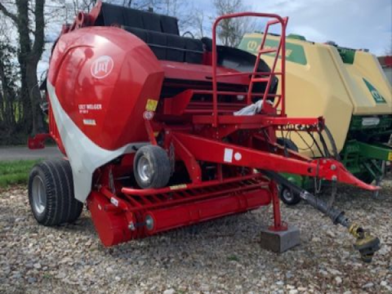 Rundballenpresse tip Lely RP 160V, Gebrauchtmaschine in Condeissiat (Poză 1)