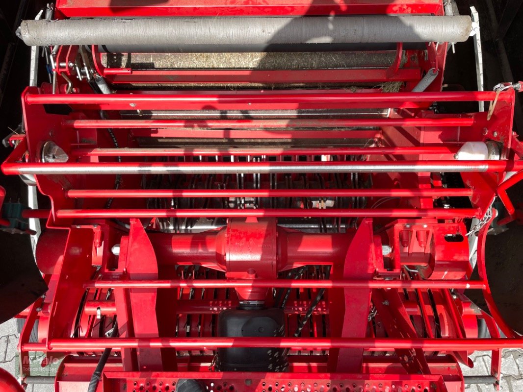 Rundballenpresse du type Lely RP 245, Gebrauchtmaschine en Borgholzhausen (Photo 18)