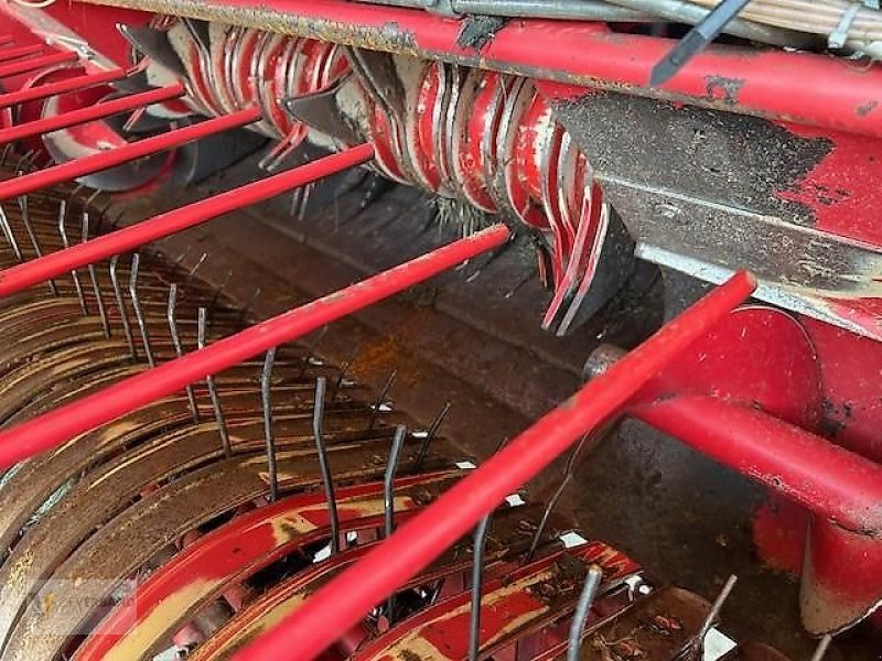 Rundballenpresse tip Lely RP 420, Gebrauchtmaschine in Colmar-Berg (Poză 4)