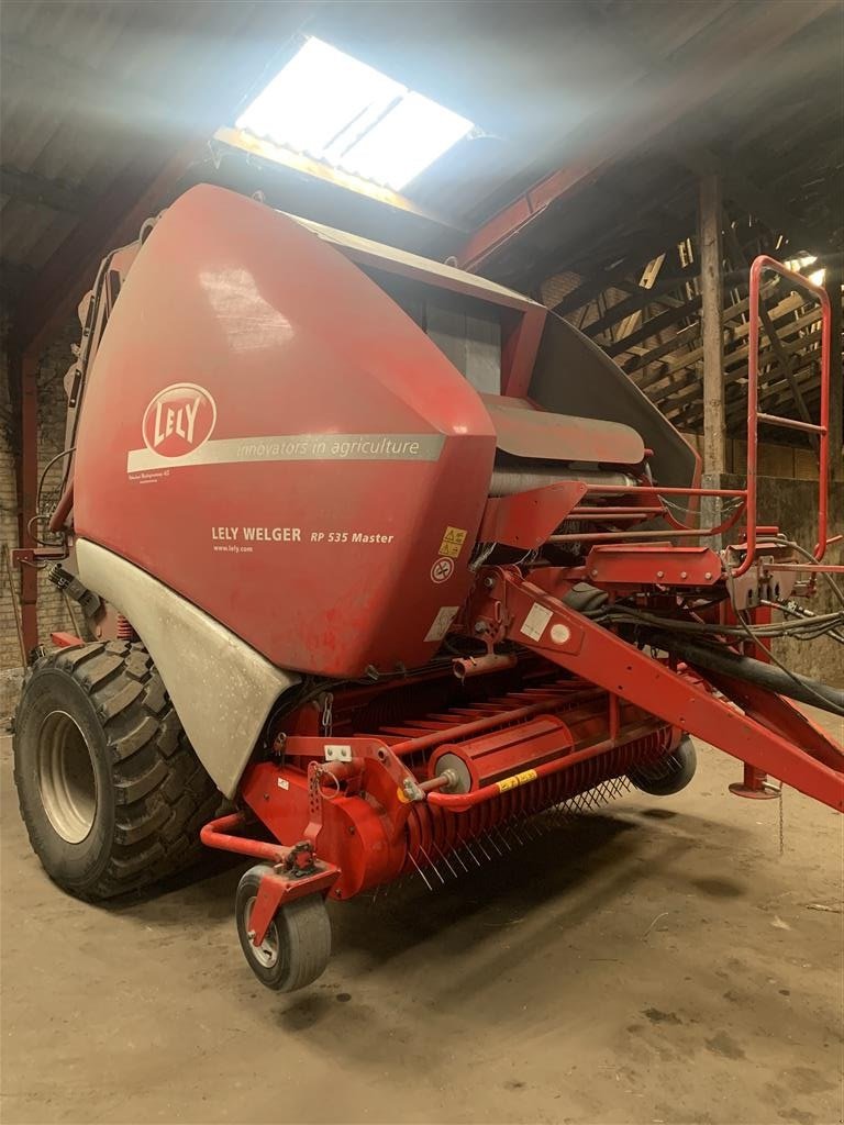 Rundballenpresse del tipo Lely RP 535 Master, Gebrauchtmaschine en Viborg (Imagen 2)