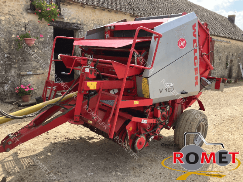 Rundballenpresse of the type Lely V160, Gebrauchtmaschine in Gennes sur glaize (Picture 1)