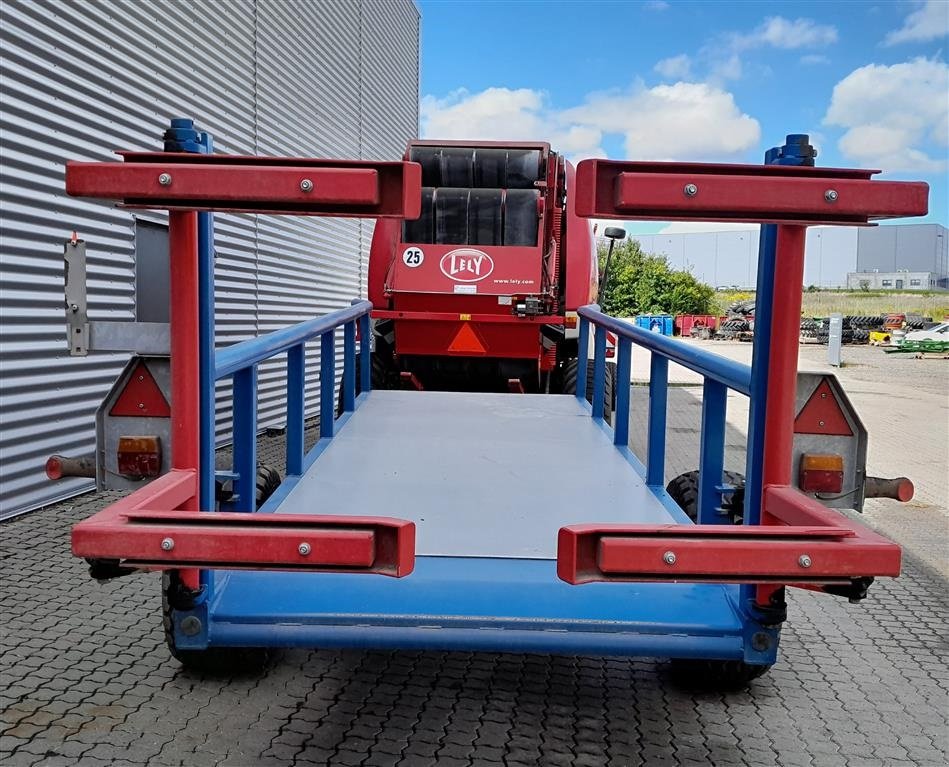 Rundballenpresse of the type Lely Welger RP 535 Master med Fasterholt ballevogn, Gebrauchtmaschine in Horsens (Picture 7)