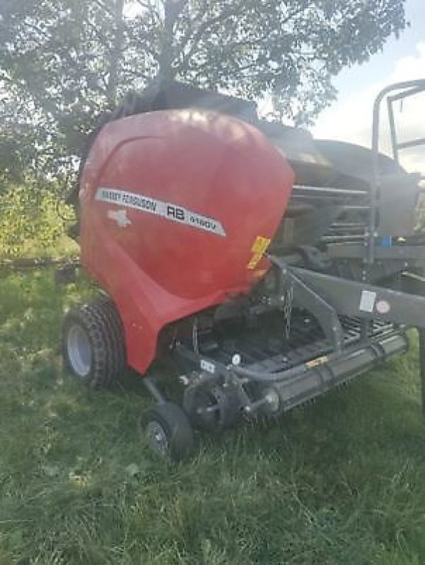 Rundballenpresse a típus Massey Ferguson 4160V Classic, Gebrauchtmaschine ekkor: Marlenheim (Kép 5)