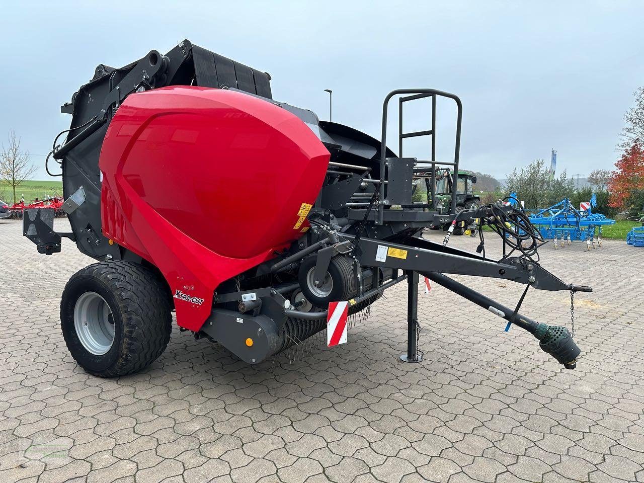 Rundballenpresse za tip Massey Ferguson 4180V Xtra, Gebrauchtmaschine u Coppenbruegge (Slika 4)