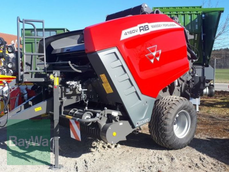 Rundballenpresse des Typs Massey Ferguson RB 4160 V XTRA, Vorführmaschine in Ansbach (Bild 1)