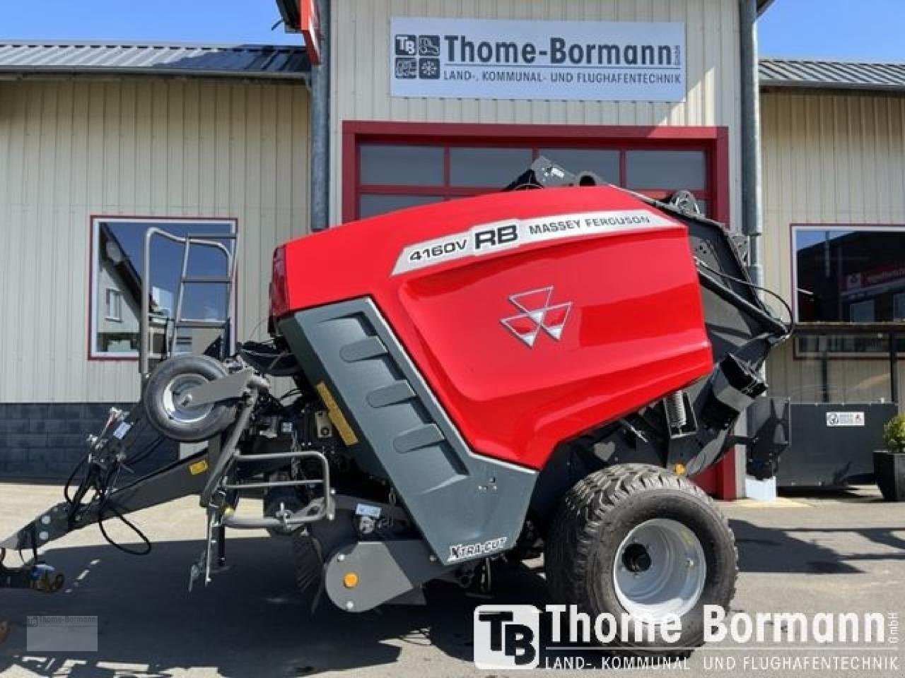 Rundballenpresse del tipo Massey Ferguson RB 4160 V Xtra, Neumaschine In Prüm (Immagine 1)