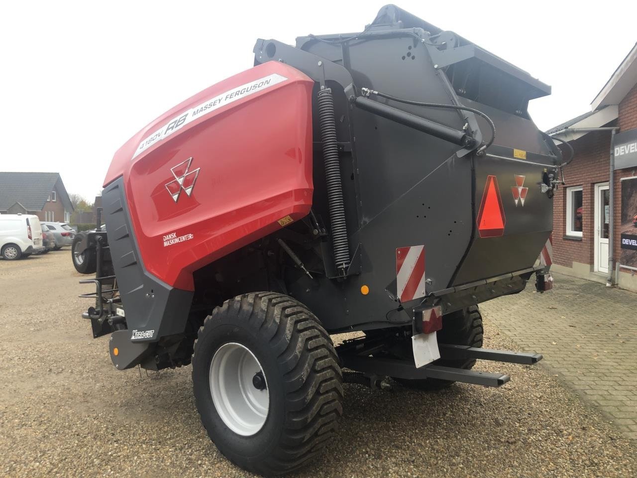 Rundballenpresse Türe ait Massey Ferguson RB 4180 V XTRA, Gebrauchtmaschine içinde Videbæk (resim 5)