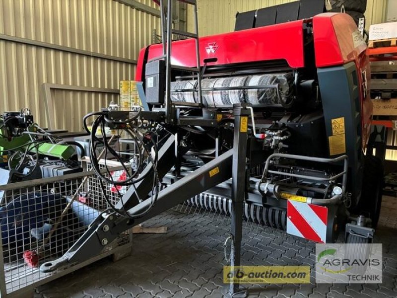 Rundballenpresse tip Massey Ferguson RB 4180 V, Gebrauchtmaschine in Barsinghausen-Göxe (Poză 1)