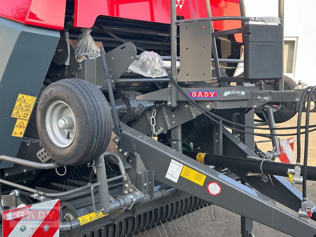 Rundballenpresse van het type Massey Ferguson RB4160V Xtra RUNDBALLENPRESSE, Neumaschine in Lebring (Foto 12)