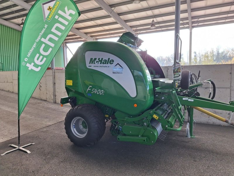 Rundballenpresse van het type McHale F 5400 C, Neumaschine in Bergheim