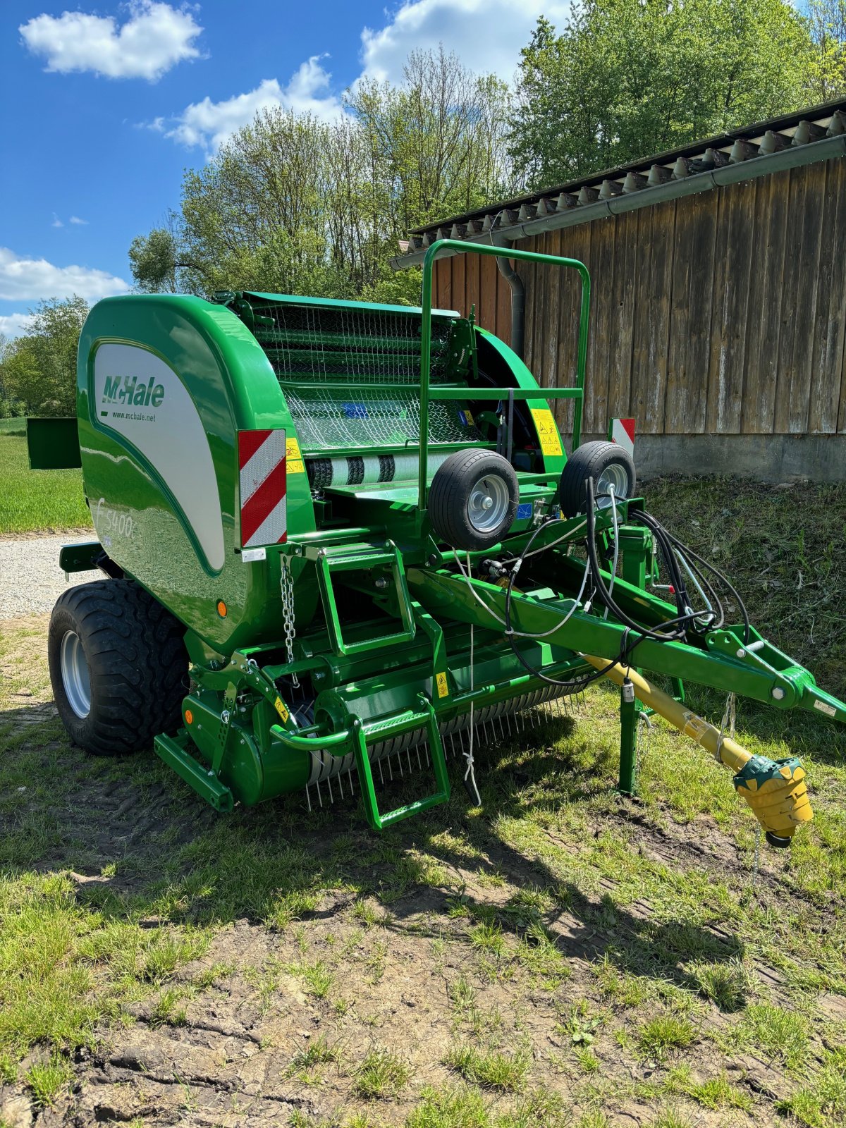 Rundballenpresse tip McHale F 5400 C, Gebrauchtmaschine in Ebensfeld (Poză 2)