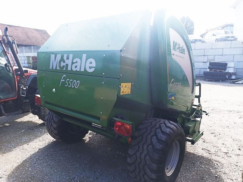 Rundballenpresse van het type McHale F5500 Rundballenpresse, Gebrauchtmaschine in St. Marienkirchen (Foto 4)