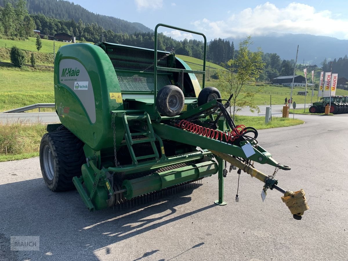 Rundballenpresse van het type McHale Rundballenpresse F 5600, Gebrauchtmaschine in Eben (Foto 7)