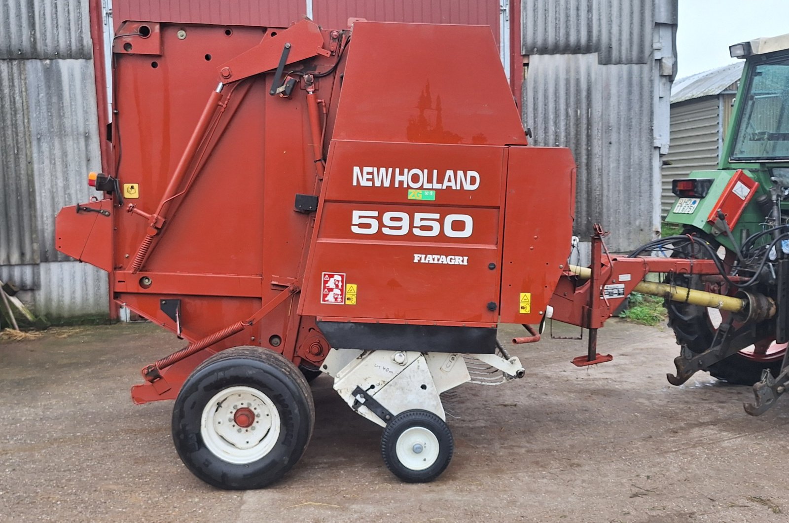 Rundballenpresse a típus New Holland 5950, Gebrauchtmaschine ekkor: Ketsch (Kép 1)