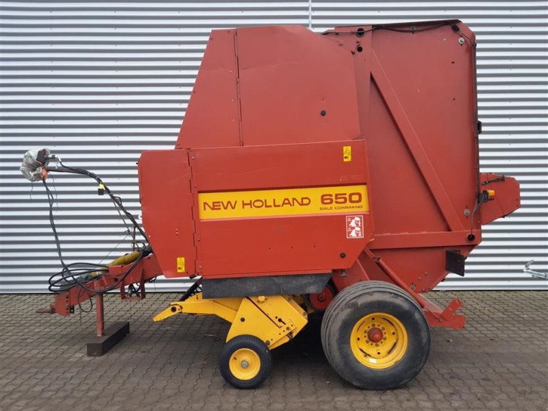 Rundballenpresse tipa New Holland 650 Balle Comander, Gebrauchtmaschine u Horsens (Slika 1)