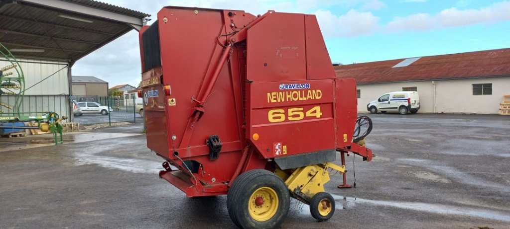 Rundballenpresse a típus New Holland 654, Gebrauchtmaschine ekkor: VERT TOULON (Kép 7)