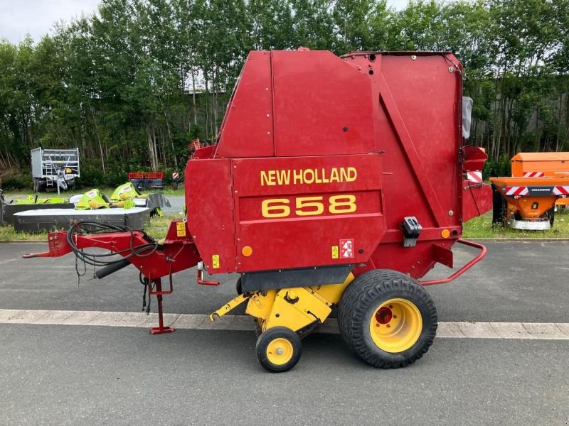 Rundballenpresse typu New Holland 658 variable Presskammer, Gebrauchtmaschine v Gefrees (Obrázek 4)