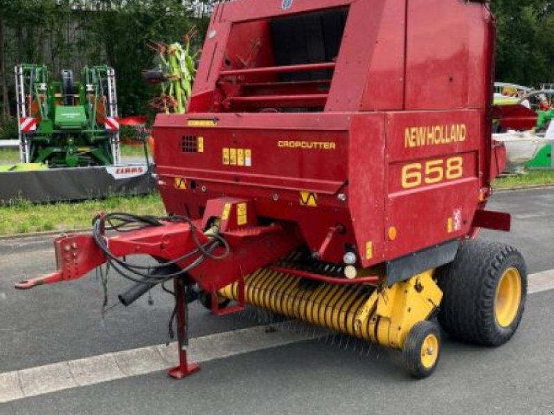 Rundballenpresse des Typs New Holland 658 variable Presskammer, Gebrauchtmaschine in Gefrees