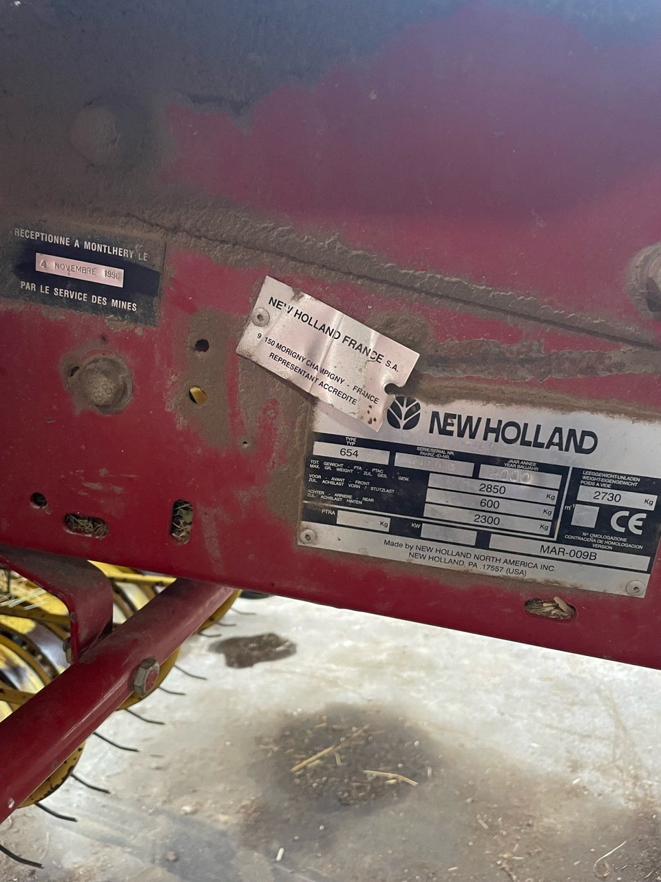 Rundballenpresse tipa New Holland 658, Gebrauchtmaschine u Chauvoncourt (Slika 5)