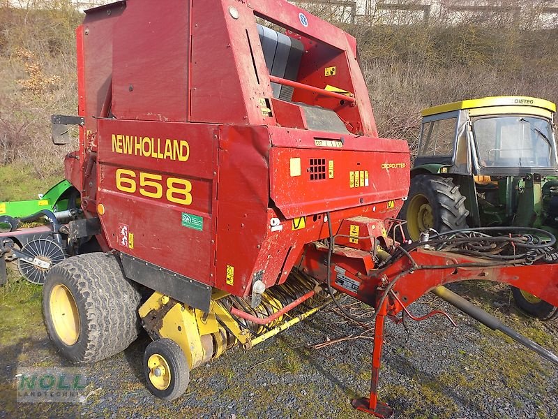 Rundballenpresse tip New Holland 658, Gebrauchtmaschine in Limburg (Poză 2)