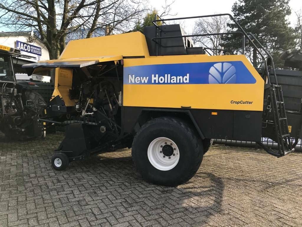 Rundballenpresse tip New Holland BB 940 A, Gebrauchtmaschine in Hardinxveld-Giessendam (Poză 1)