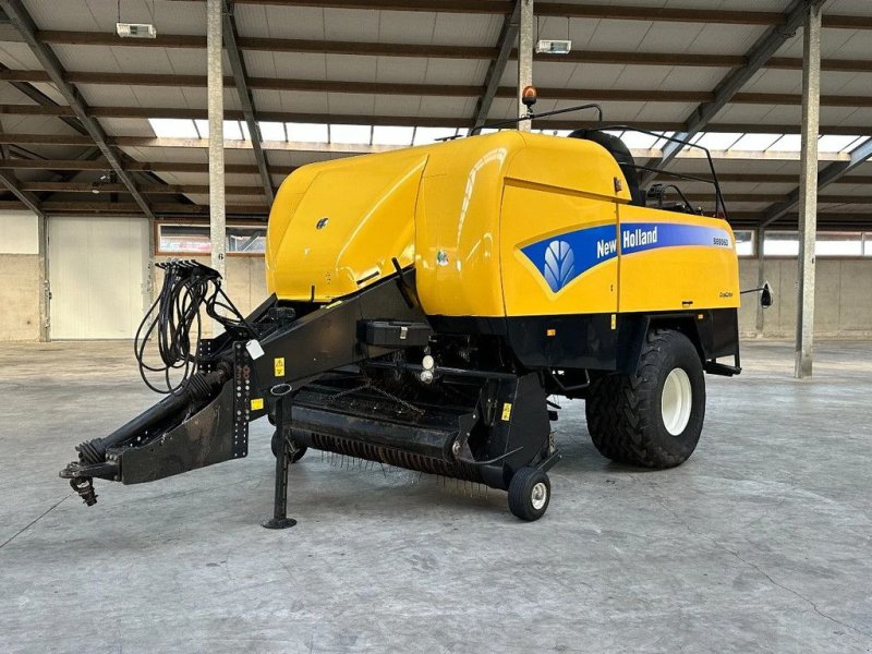 Rundballenpresse van het type New Holland BB9060 Cropcutter, Gebrauchtmaschine in BENNEKOM (Foto 1)