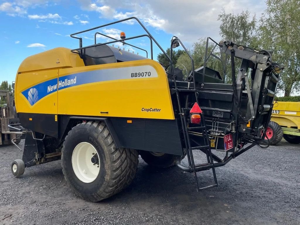 Rundballenpresse of the type New Holland BB9070, Gebrauchtmaschine in Wevelgem (Picture 5)