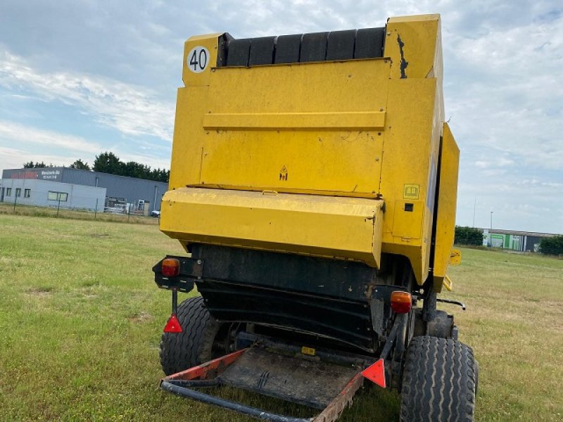 Rundballenpresse του τύπου New Holland BR 7070, Gebrauchtmaschine σε LE PONT CHRETIEN (Φωτογραφία 7)